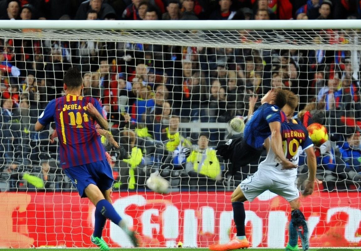 巴萨VS皇家社会：控球与反击的巅峰对决(图2)